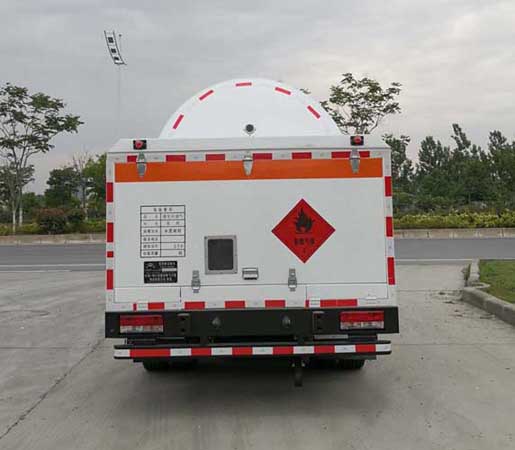國(guó)六東風(fēng)多利卡液化氣體運(yùn)輸車(chē)