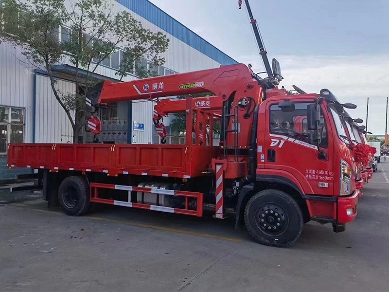 DFV5161JSQGP6D東風(fēng)D1單橋隨車(chē)吊