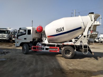 躍進(jìn)7方攪拌車