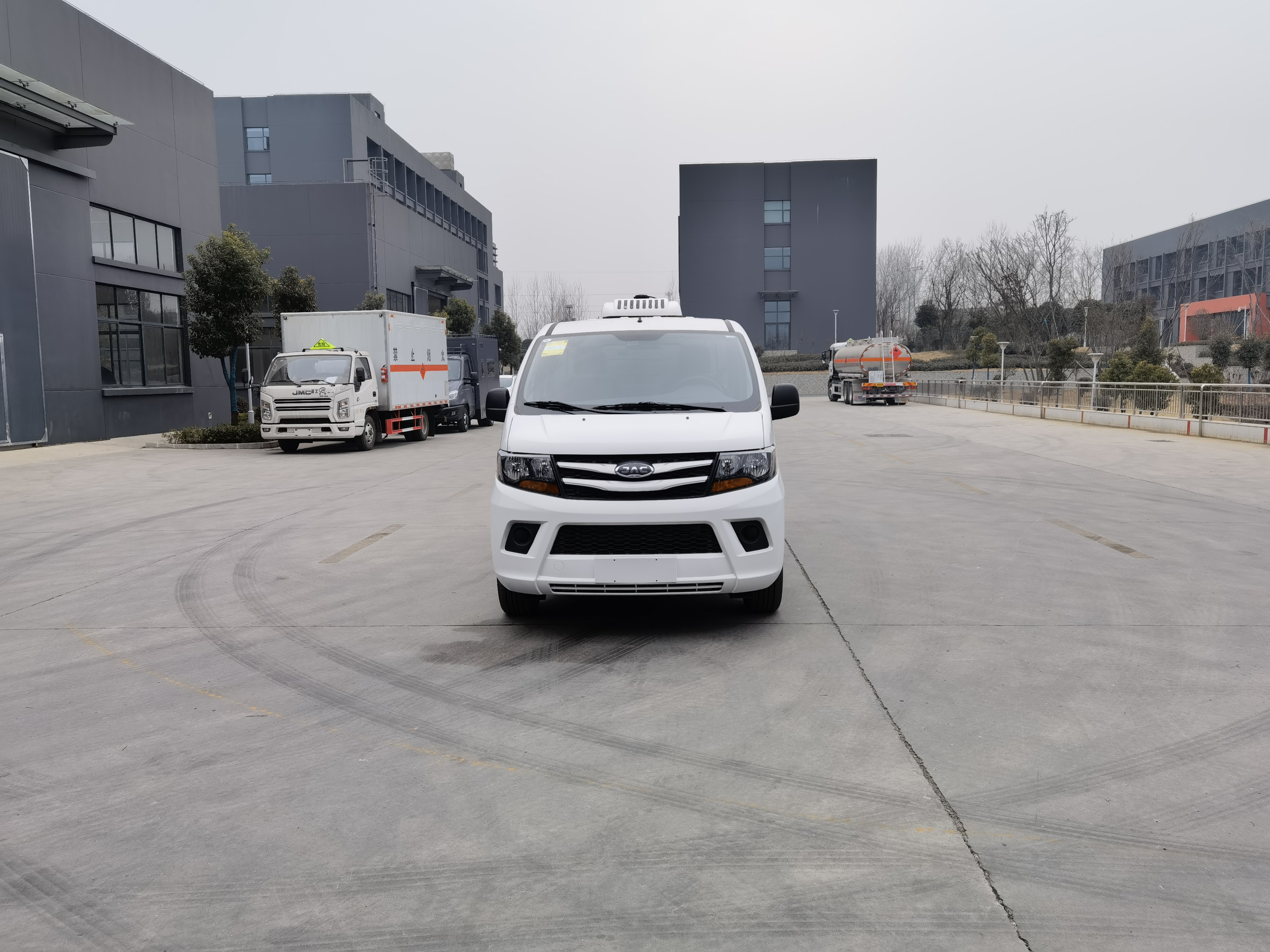 國(guó)六 江淮瑞風(fēng)M3疫苗冷鏈車